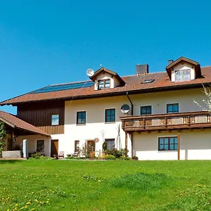 Freisinger-1 Apartment
